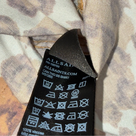 Allsaints Men’s Can Tho Leopard Print Relaxed Short Sleeve Camp Collar Shirt - Picture 6 of 9